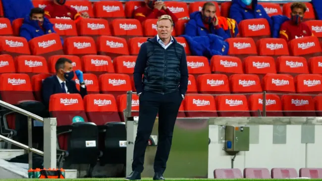 Ronald Koeman durante un partido con Barcelona