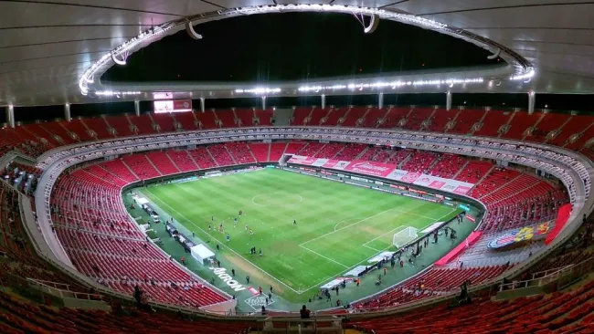Estadio Akron, durante el Clásico Nacional