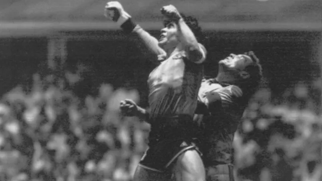 Shilton y Maradona en Mundial del 86