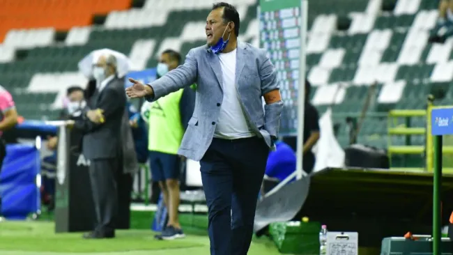 Juan Reynoso, técnico del Puebla