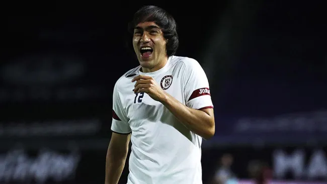 Shaggy Martínez: 'Nosotros no tenemos que cargar pasado de Cruz Azul'