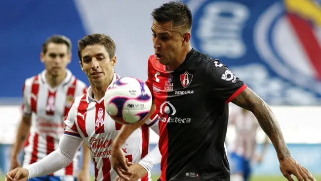 Chivas y Atlas en el Clásico Tapatío 