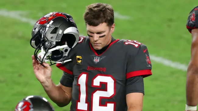 Tom Brady durante un partido con Bucs