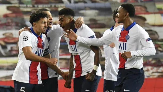 PSG en celebración de gol