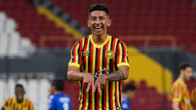 Daniel Amador luego de anotar un gol