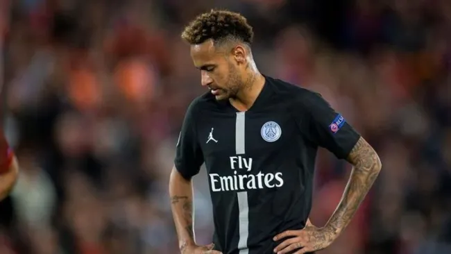 Neymar en un partido con el PSG 