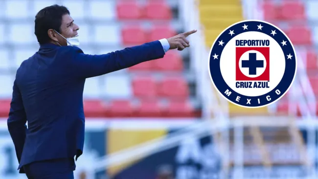 Poncho Sosa en un partido con Necaxa 