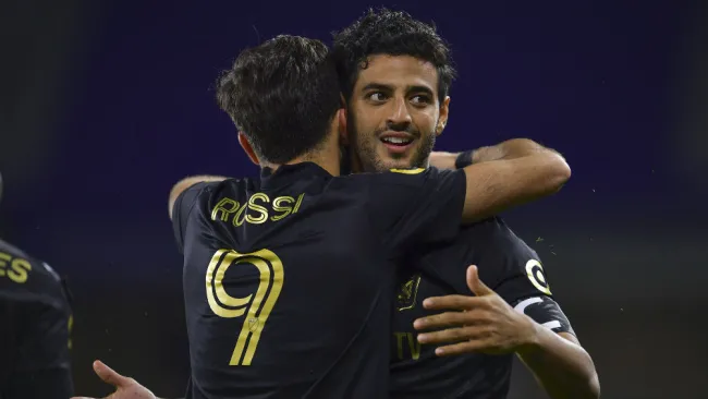 Carlos Vela en partido con LAFC