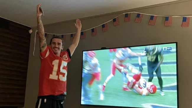 Griezmann con playera de Chiefs