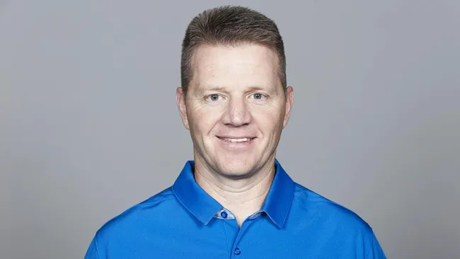 Darrell Bevell, coach interino de los Lions