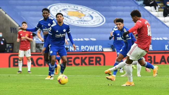 Marcus Rashford durante el duelo ante Leicester 