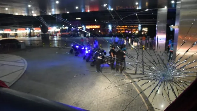 El impacto que recibió el autobús de Santos 