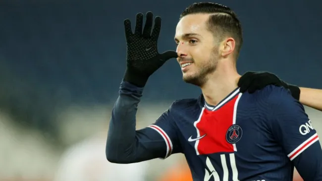 Pablo Sarabia en festejo con PSG