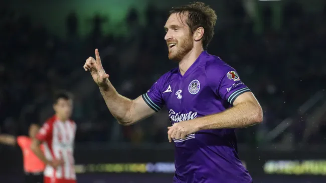 Aristeguieta en celebración de gol