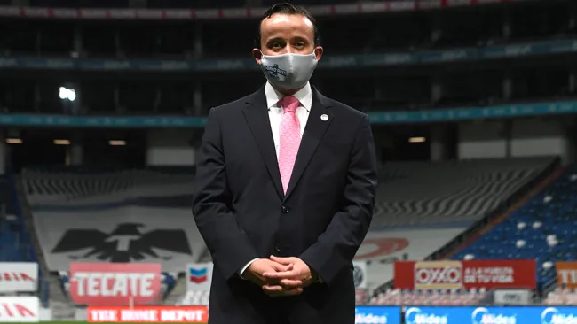 Mikel Arriola posa para las cámaras