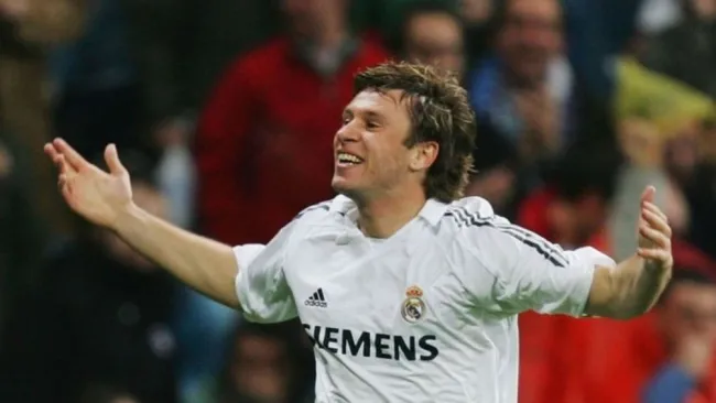 Antonio Cassano en un partido con el Real Madrid