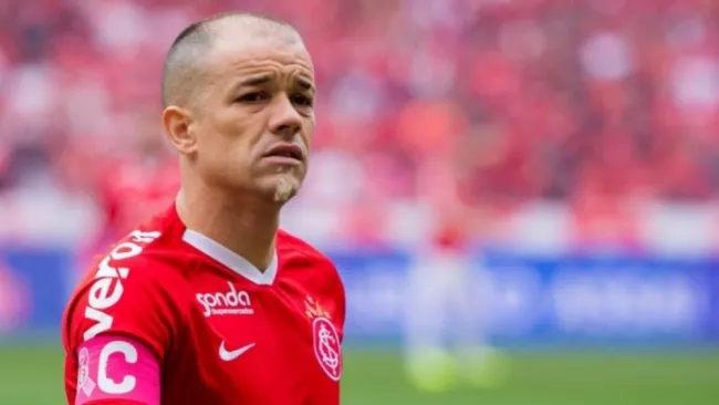 Andrés D'Alessandro en un partido con el Internacional