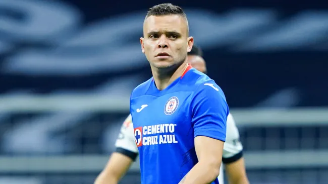 Cabecita Rodríguez en partido con Cruz Azul