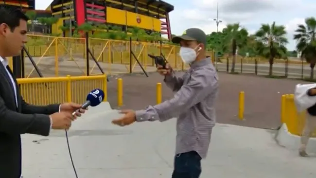 Periodista en asalto