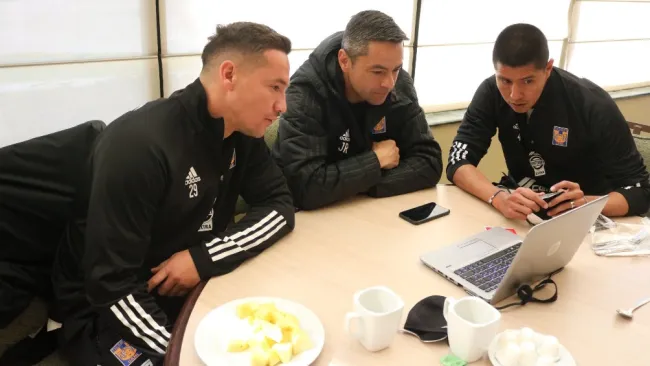 Liga MX: Jugadores de Tigres, Óscar Pérez y otros exfutbolistas se graduaron como técnicos