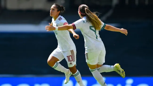 México venció a Costa Rica 