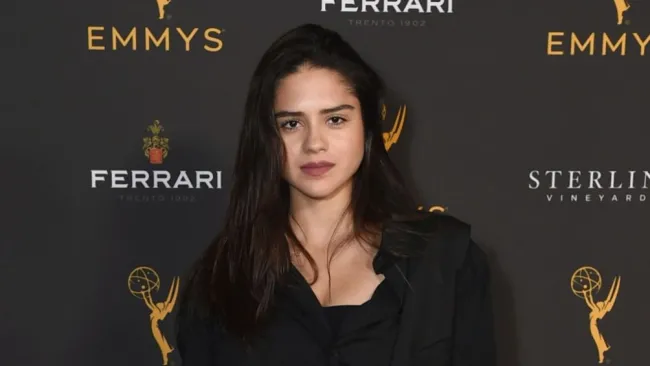 Sasha Calle fue elegida para interpretar a Supergirl