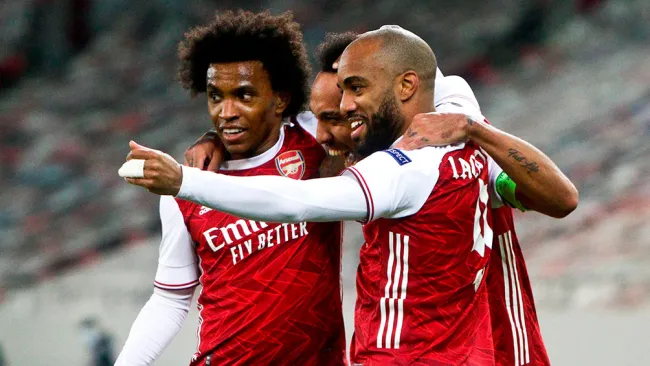 Europa League: Aubameyang dio agónico triunfo al Arsenal ante Benfica