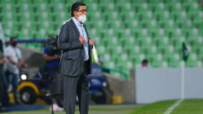 Fernando Tena en partido