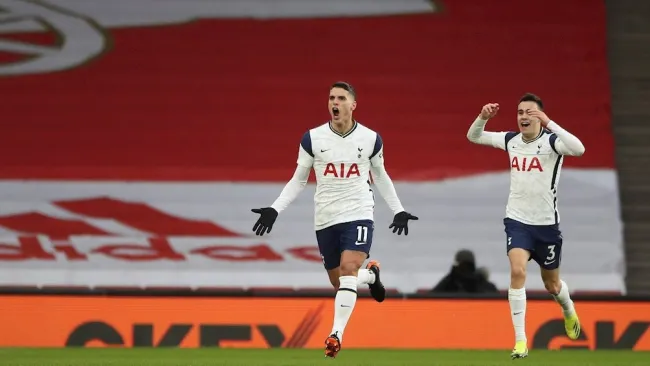 Erik Lamela celebrando su golazo de rabona
