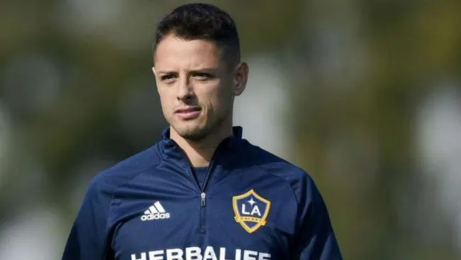 Chicharito en entrenamiento con el Galaxy