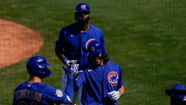 Jugadores de los Cubs en un partido de pretemporada