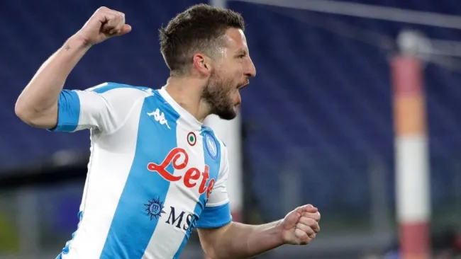 Mertens tras anotar un gol a favor del Napoli