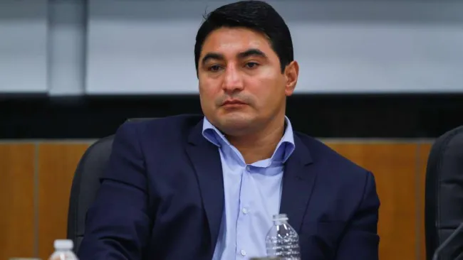 Terrible Morales en presentación