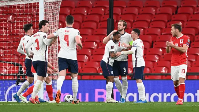 El festejo de Inglaterra tras el gol de Harry Kane 