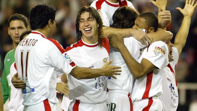 Sergio Ramos festejando con el Sevilla