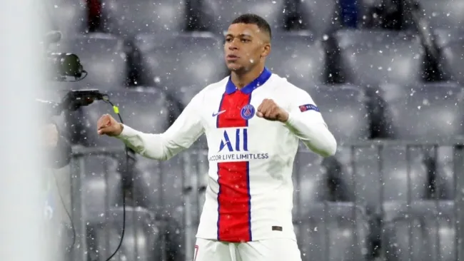 Kylian Mbappé tras anotar el primer gol del PSG