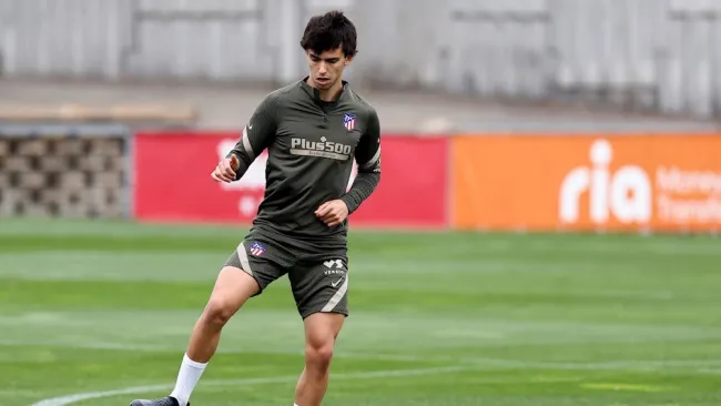 Joao Félix durante un entrenamiento con el Atleti
