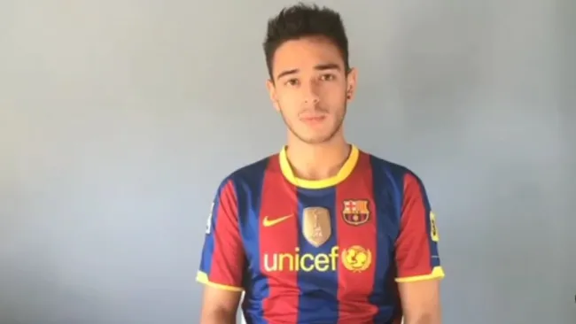 Video: Español imita voces de personajes del futbol