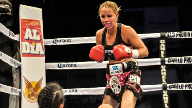 La 'Loba' Muñoz en el cuadrilátero 