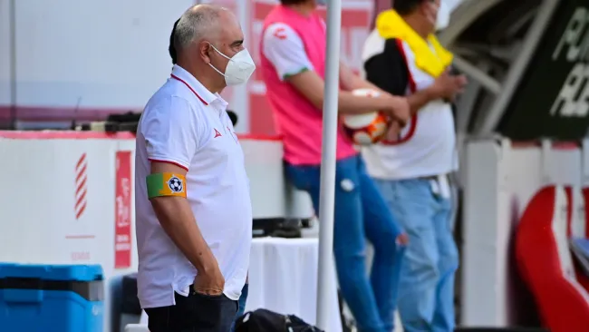 Guillermo Vázquez durante el duelo ante Gallos 