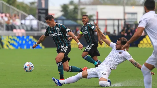 Chicharito Hernández: El delantero marcó doblete en el juego ante el Inter Miami