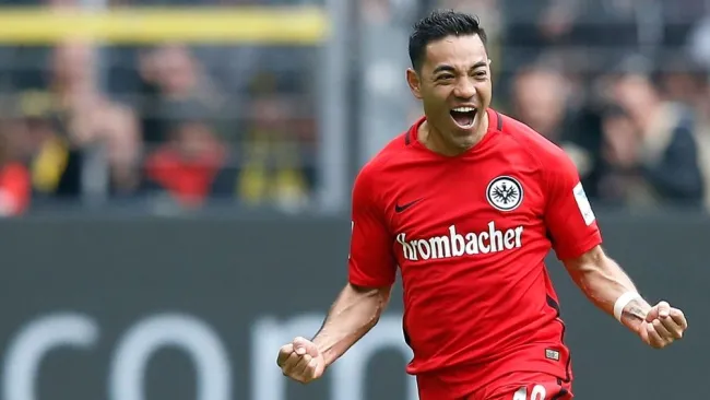 Marco Fabián durante su paso por el Frankfurt