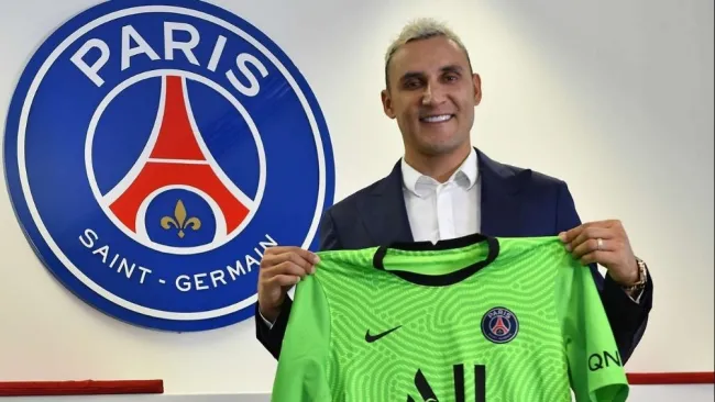Keylor Navas extendió su contrato con el PSG