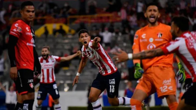Chivas, en festejo de gol