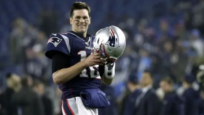 Tom Brady en un partido con los New England Patriots