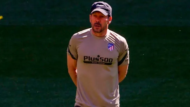 Diego Simeone durante una sesión del Atlético 