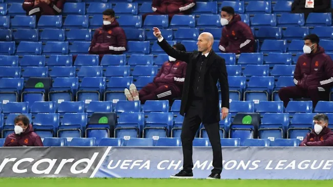 Zidane durante un partido con el Real Madrid