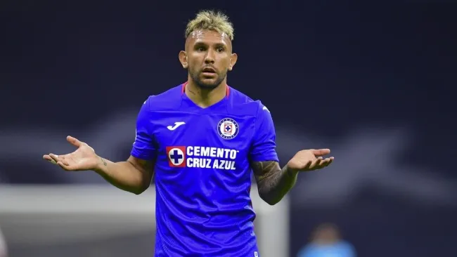 Montoya en un partido de Cruz Azul 
