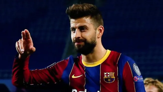 Piqué en festejo de gol