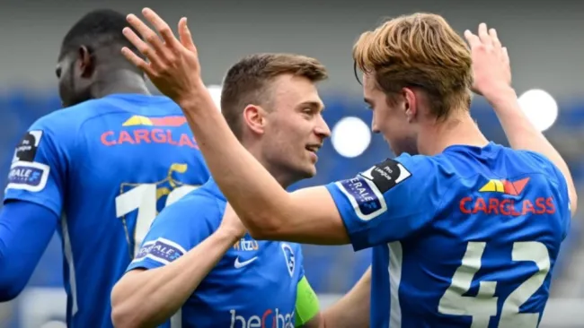 Jugadores del Genk celebrando un gol